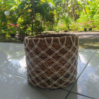 Cover pot pelepah pisang macrame