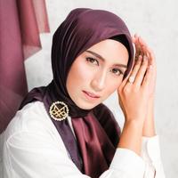 MAETALA - Super Fine Gradient Scarf Mulberry - Jilbab