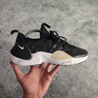 nike edge huarache