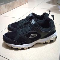 Jual Skechers Lite Weight Model \u0026 Desain Terbaru - Harga May 2022