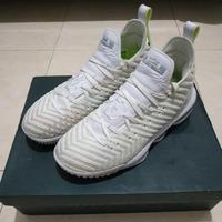 lebron 15 buzz lightyear