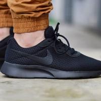 nike tanjun grey womens