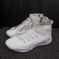 curry 4 white