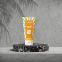 AZARINE HYDRAMAX C SUNSCREEN SPF50 PA++++ - FANTAE