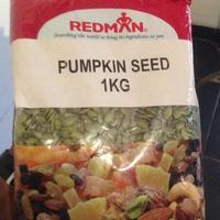 Kwaci Kuaci Hijau Kupas Matang Biji Isian Moon Cake Repack 250gr