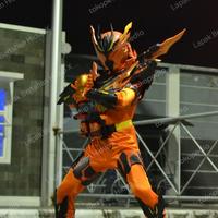 Kostum Kamen Rider Cross-z Magma
