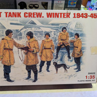Model Kit Miniart 1/35 Soviet Tank Crew Winter