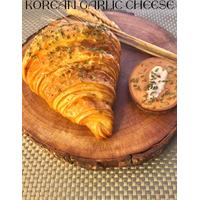 Croissant Korean Garlic Cheese