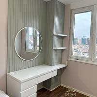 Meja rias tempel , meja rias interior