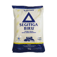 tepung terigu segitiga biru 1 kg