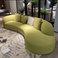 sofa lengkung istimewa