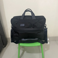  Tumi  Alpha 2 Compact Large Screen Laptop Briefcases