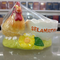 Tempat telur Ayam Paskah