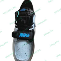 NIKE AIRJORDAN 