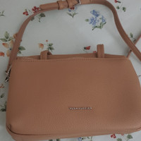 Hush Puppies sling bag