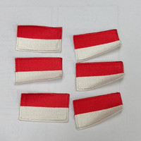 GP79 bed merah putih 3 x 5