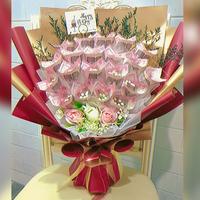 Pembuatan bunga hadiah/flower gift