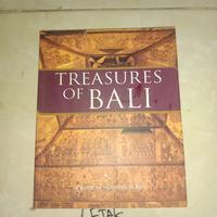 Buku Treasures Of Bali A Guide To Museums In Bali