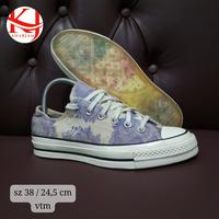 Sepatu Converse Chuck Taylor 70 Motif  . Second . Converse CT 70
