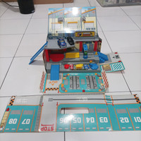 TOMICA Factory Maintenance Box Diorama. dus jelek. 2nd Preloved Toys