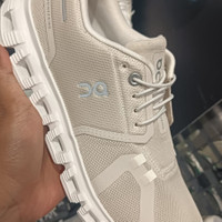 on running cloud 6 pear white