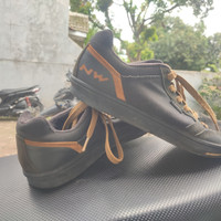 Sepatu Sepeda  MTB Road Northwave Shoes Tribe Black-San not Cleat
