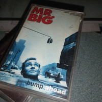 Kaset Pita MR.BIG Bump ahead