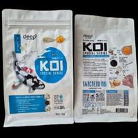 Deep Growth & Perfect White Sakura series pelet Koi Thailand 1 Kg