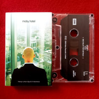 Kaset Pita Tape original : moby , hotel