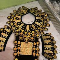 aksesoris perhiasan dada tangan adat Gorontalo