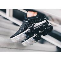 Jual Nike Vapormax Plus Black White Model \u0026 Desain Terbaru - Harga May 2022