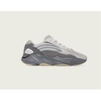 yeezy boost 709 v2