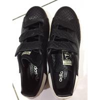 stan smith size 14
