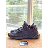 yeezy 350 total black