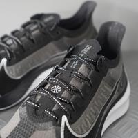 nike zoom gravity triple black