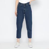 Mom Jeans Model Terkini July 2022