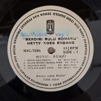 Hetty Koes Endang – Berdiri Bulu Romaku VINYL