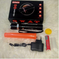 Senter SWAT SE-7007 Rechargeable LED Senter Police Flashlight Zoom