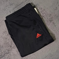 Trackpans/Training Adidas 8