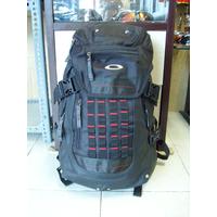 oakley green backpack