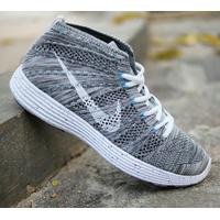 nike flyknit chukka lunarlon