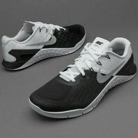 black nike metcon 3