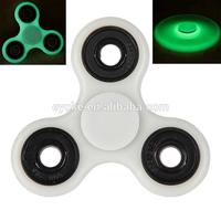 FWX Fidget Spinner Hand EDC Focus Toys Fluorescence with Hybrid Ceramic Bearing Ultra Durable for Adult Children Glow in The Dark Luminous Purple FWX Fidget Spinner Hand EDC Focus Toys Fluorescence with Hybrid Ceramic Bearing Ultra Durable for Adult Children Glow in The Dark Luminous Purple