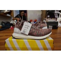 kith yeezy foam runner