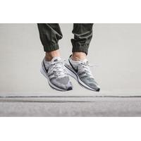 flyknit running trainers