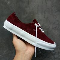vans authentic suede maroon