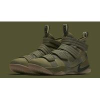 harga nike lebron soldier 11