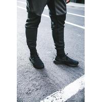 nike react flyknit 2 triple black