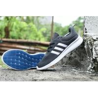 Jual Adidas Cloudfoam Race Shoes Model \u0026 Desain Terbaru - Harga June 2022