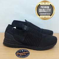 uncaged triple black